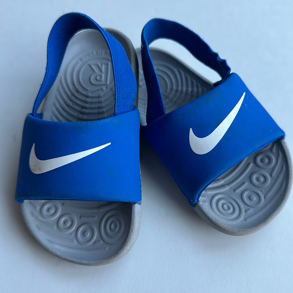 Nike sandals blue size 7c